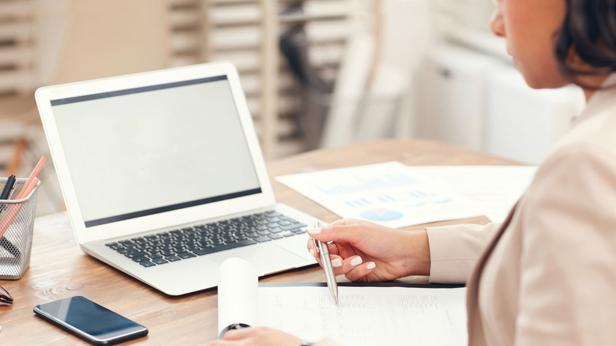 ASC-training-academy-webinar-laptop